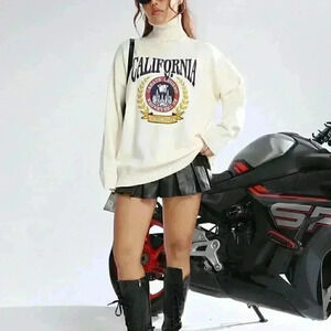 Beige Casual Womens Letter Graphic Turtleneck Drop Shoulder Sweater